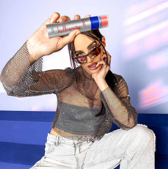Diese Zahnpasta mit Energy-Drink-Geschmack ist eine echte Party für den Mund! Beim Zähneputzen habe ich genau diesen bekannten Geschmack. Perfekt für eine schnelle Erfrischung, wenn man einen extra Energie-Kick braucht :)